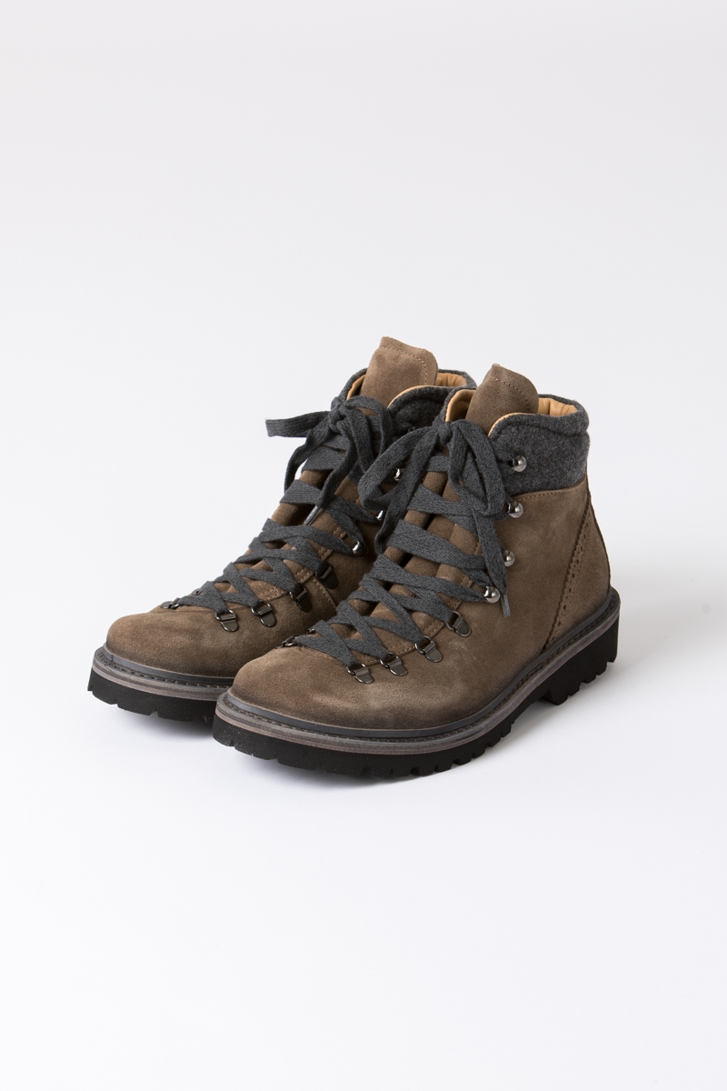 Berginspirierte Schuhe schlamm
