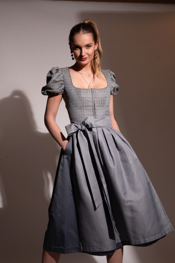 Dirndl Feline mit abnehmbarem Puffarm