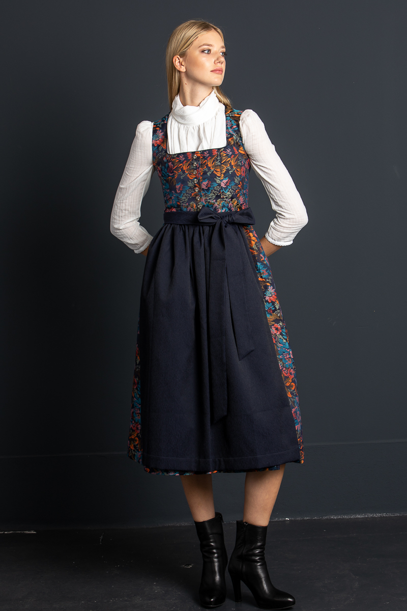 Almliebe Dirndl Karussell 1