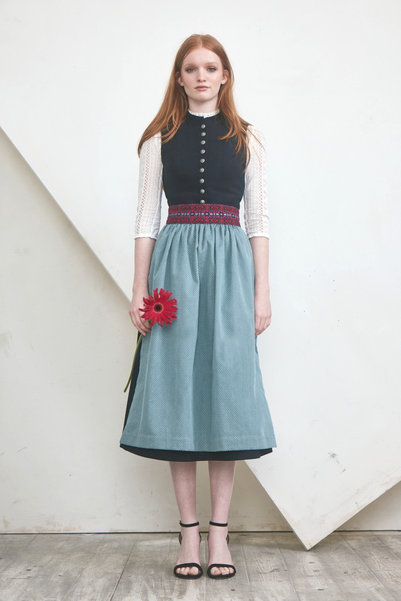 Hochgeschlossenes Dirndl "Schützen Liesl" marine