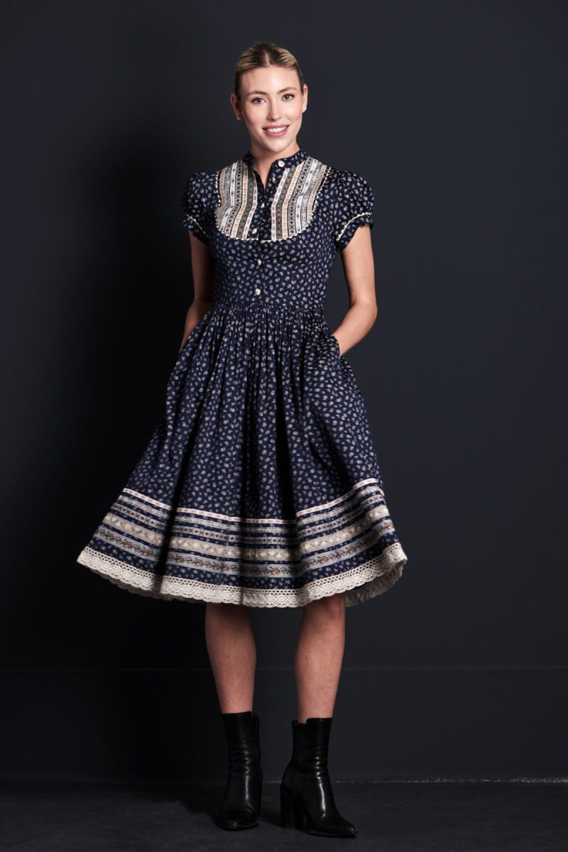 Trachtenkleid Gretl Vergissmeinnicht